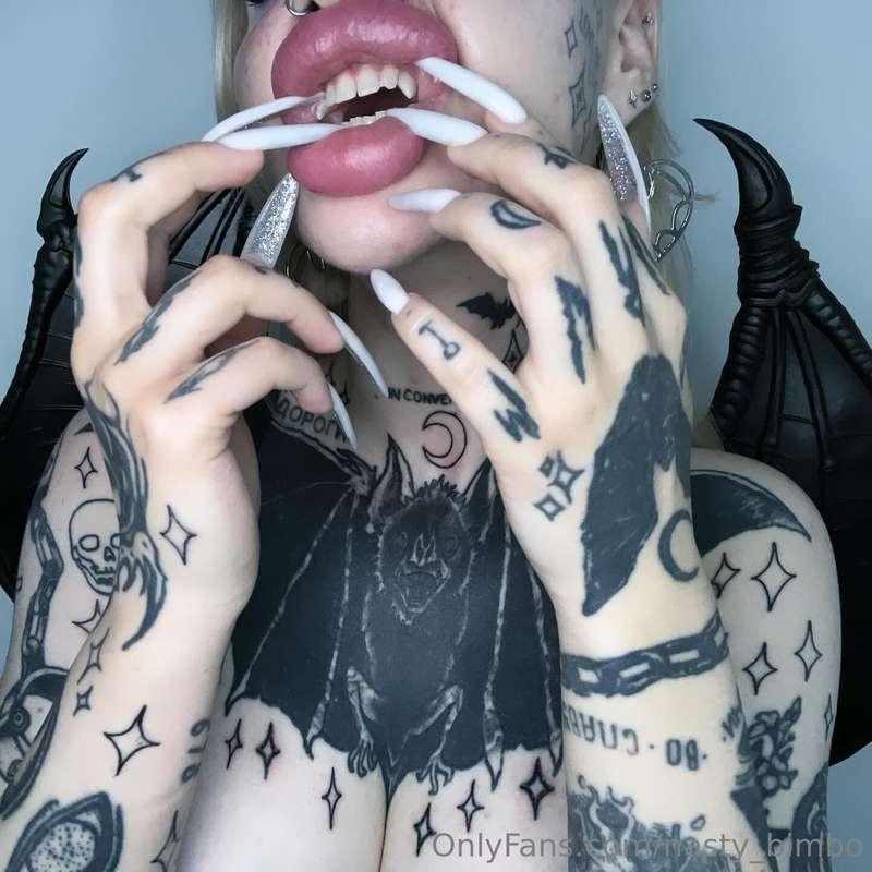 nasty_bimbo image #1