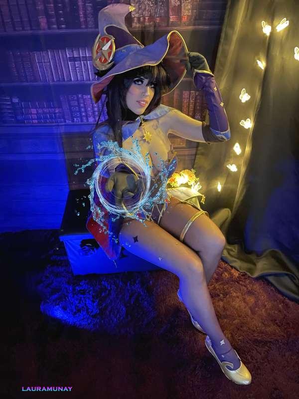 Mona cosplay edited pics