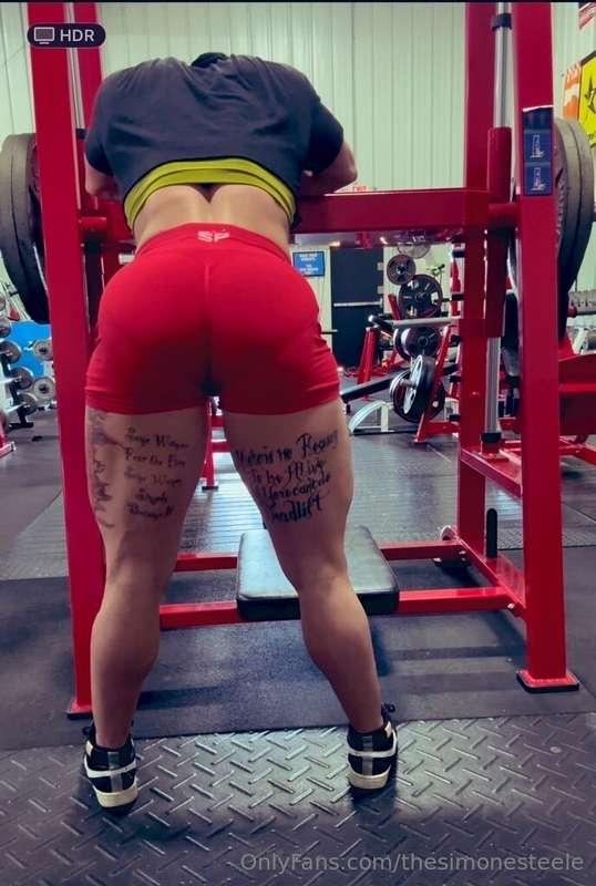 Hittin some legs on this Hump Day!!