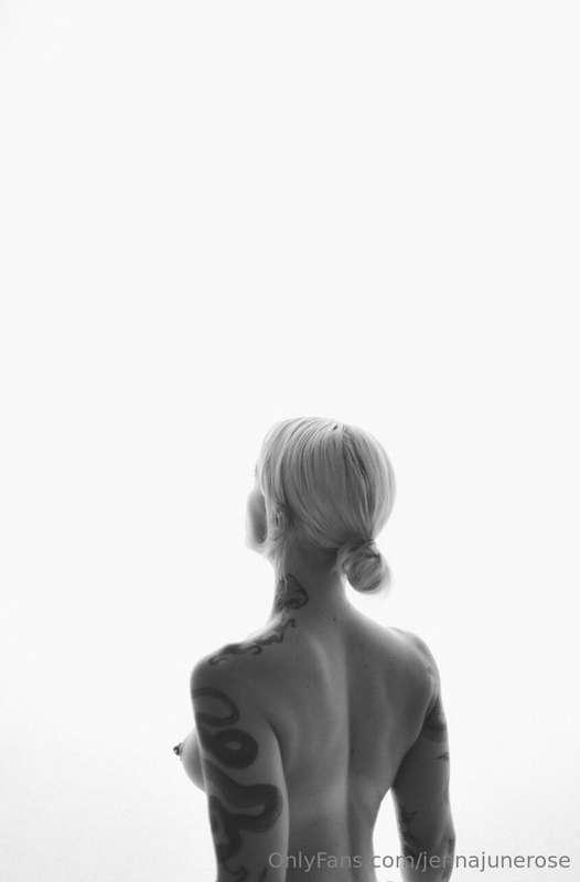 jennajunerose image #2