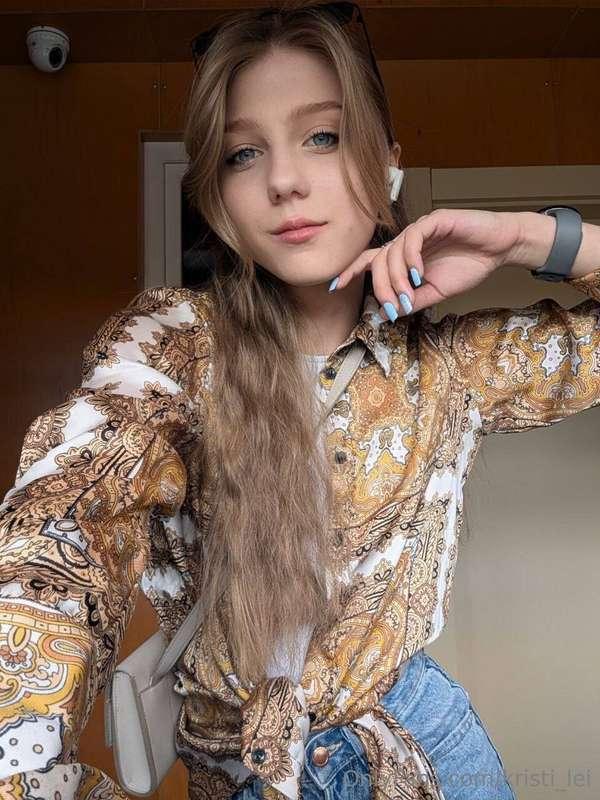 ☁️ Just out here daydreaming… maybe about you 😉