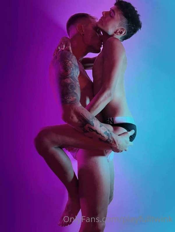 OMGGG This is my favorite one👅👅