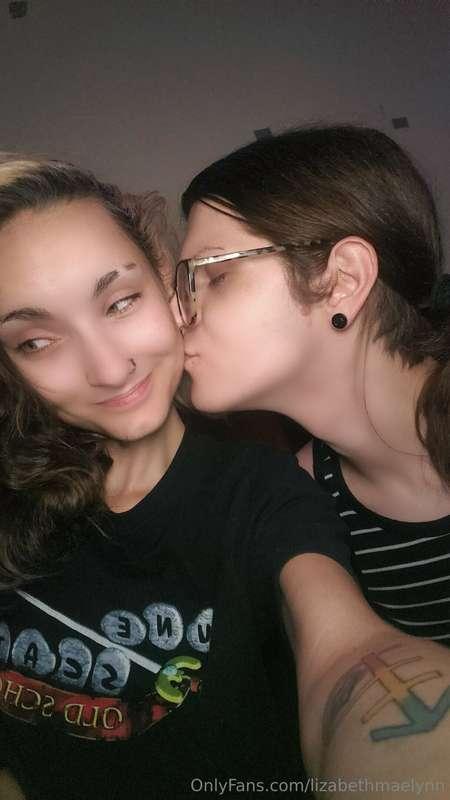 lizabethmaelynn image #1