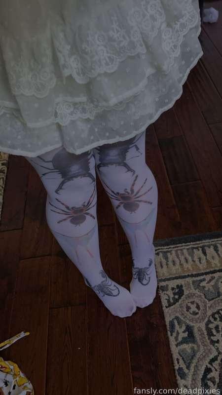 deadpixies image #0