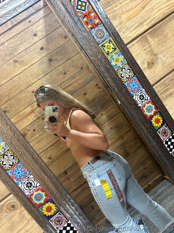 Wish someone would buy me these pants ;)