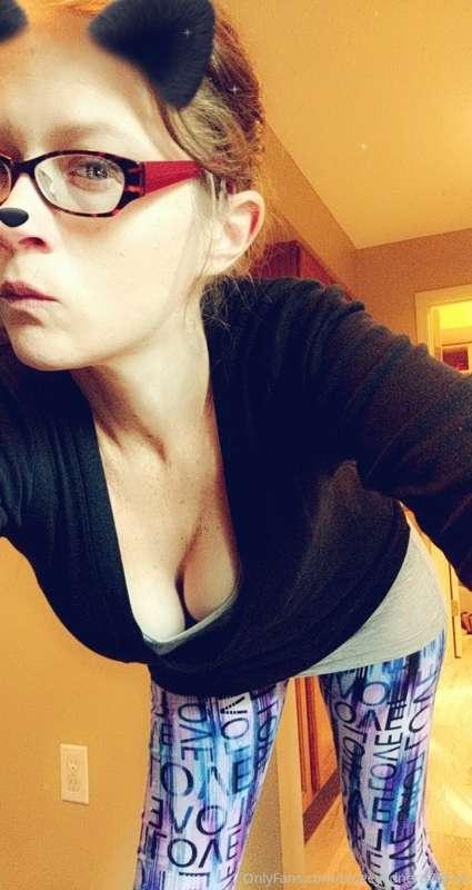 Just my outfit from Monday. 😉