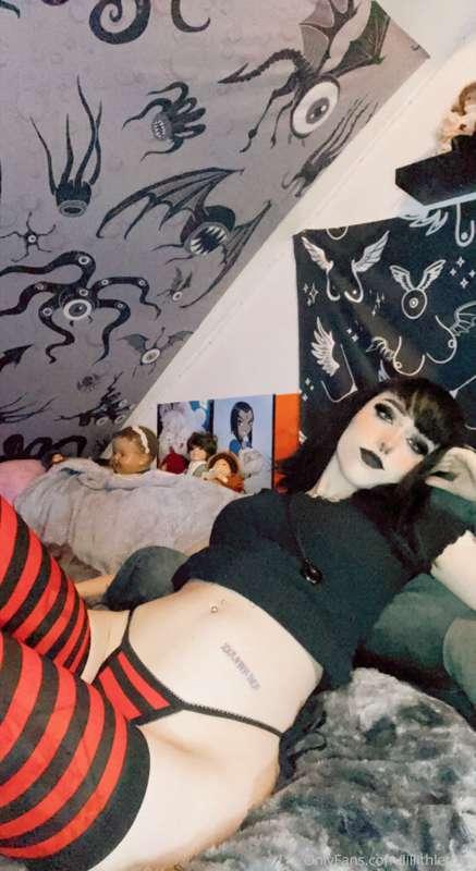 💦🖤 Mavis wants to fuck 🖤💦