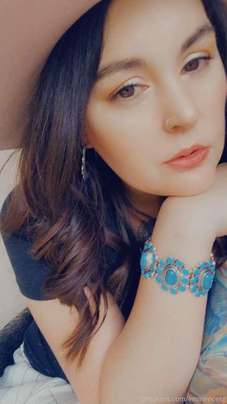 Tell me guys .. what is your favorite thing about my page or..