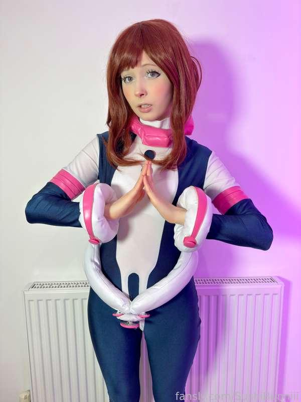 As a hero, it's important to have the utmost flexibility! Because of this, Uraraka makes sure she stretches her body out! This includes her pussy to ensure maximum pleasure off-duty~ A part of a hero's charm is their body and costume after all! Uraraka has to sew her outfit up every now and then to avoid flashing in public!

♡ My Hero Academia Ochaco Uraraka Cosplay Nude &amp; Feet Photoset ♡
#fyp #myheroacademia #mha #uraraka #cosplay #anime #egirl #feet