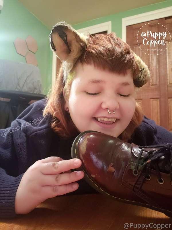 puppy nom on boots!
[2020]