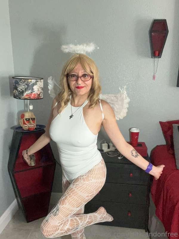 Angel costume
