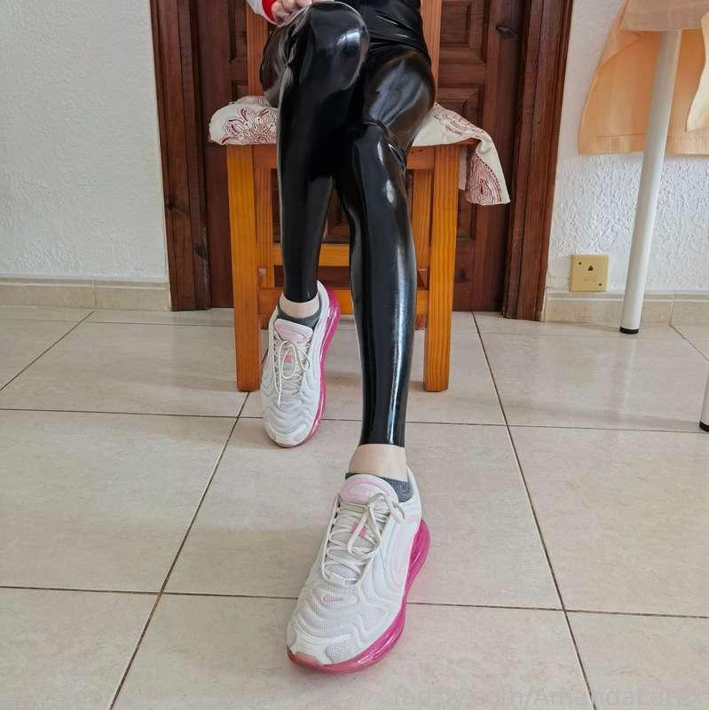 amandalatex image #2