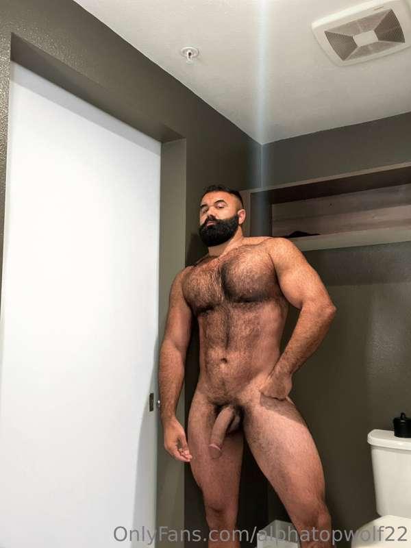 Daddy is waiting for you…
Get that mouth and hole ready 😈
