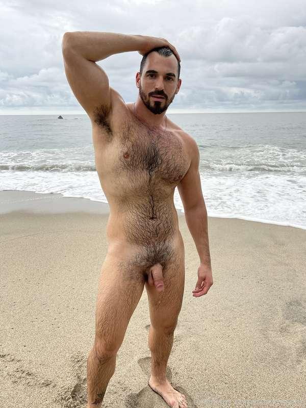 Wet dreams merman 🧜🏼‍♂️