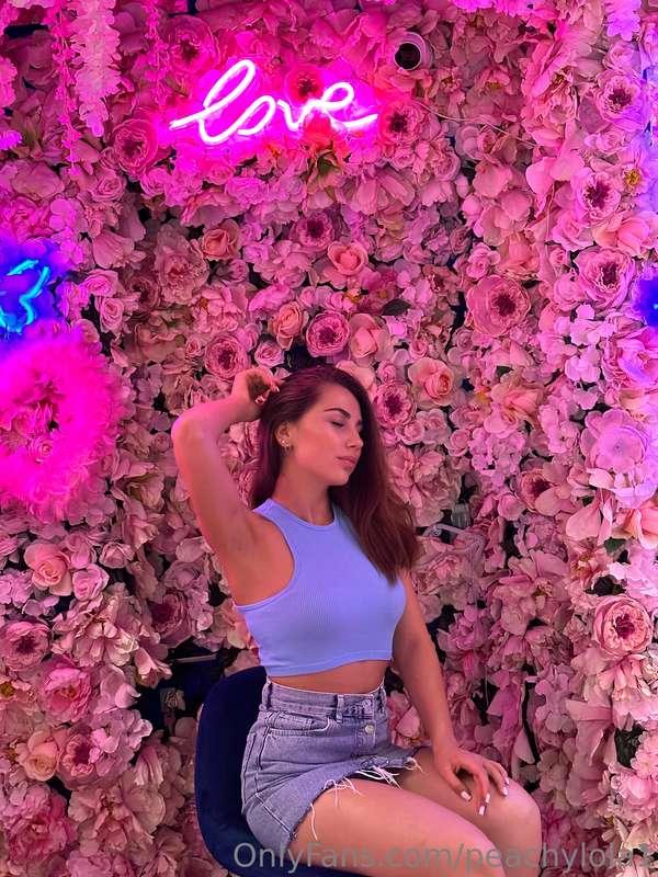 What is your favorite thing about my body? 👀