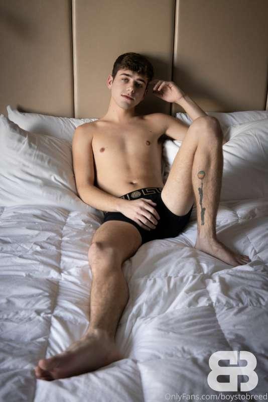 They just don't make boys like @joeymillsxxx anymore... From..