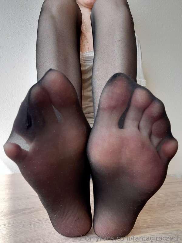 Good night with closeup of my soft soles in black nylons 😊