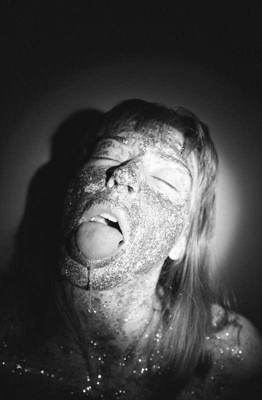 Slide into my shadows.