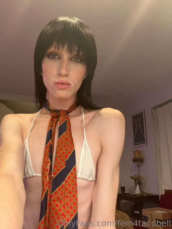 fem4tacobell image #1