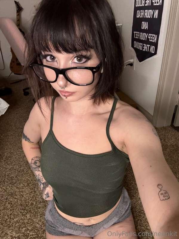 question for the men: glasses, yay or nay?