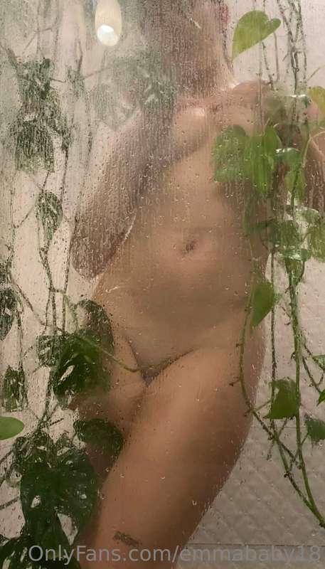 Wanna sext with me baby? $25 tip and all photos and vids are..