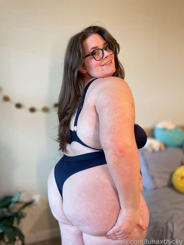 Which picture is your favorite 😋

#fyp #bbw #lingerie #booty #ass #bigass #pussy #fatpussy #fat #brunette #nerdy