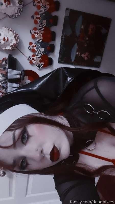 deadpixie image #0