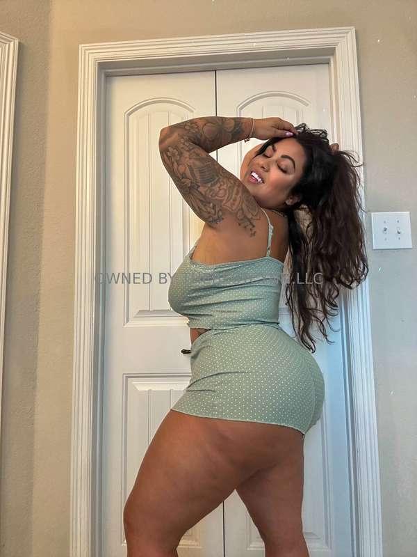 🫦 Today I woke up needing you... Wanna see what I’d do if yo..