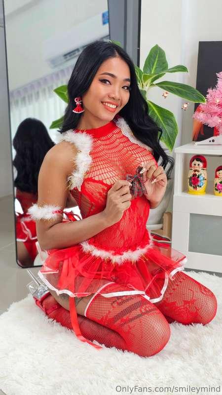 Am i your best christmas gift this year? 🎁🌟 