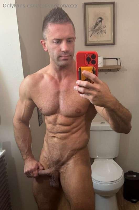 Can’t help but show off my body 💪🏻🍆