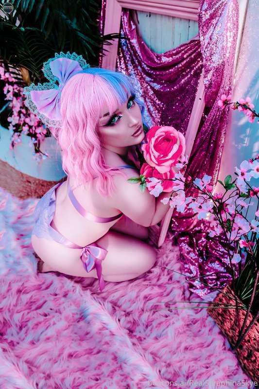 shooting with my favorite, Miss Mischief, again tomorrow! we..