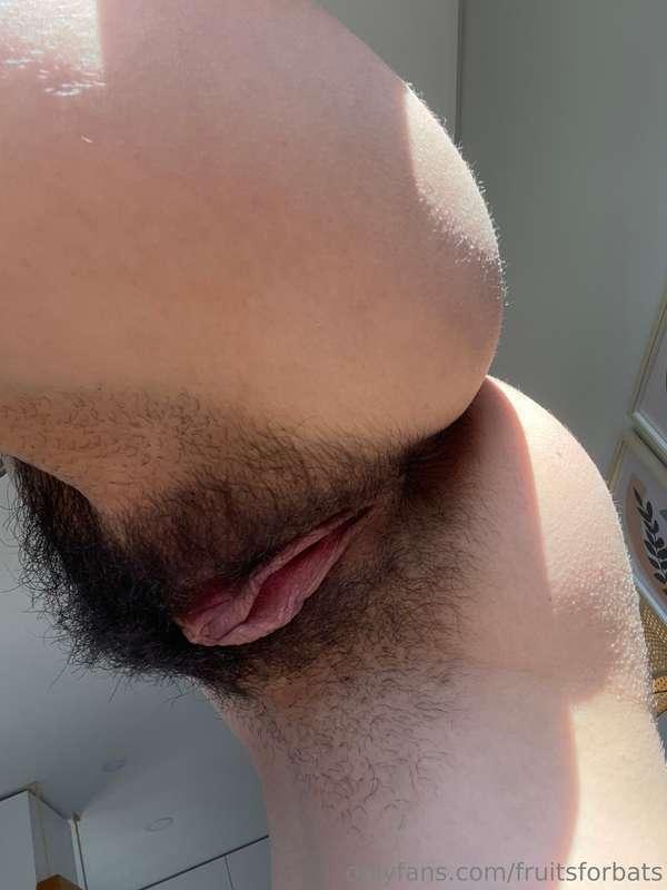 Hairy parts 🔥