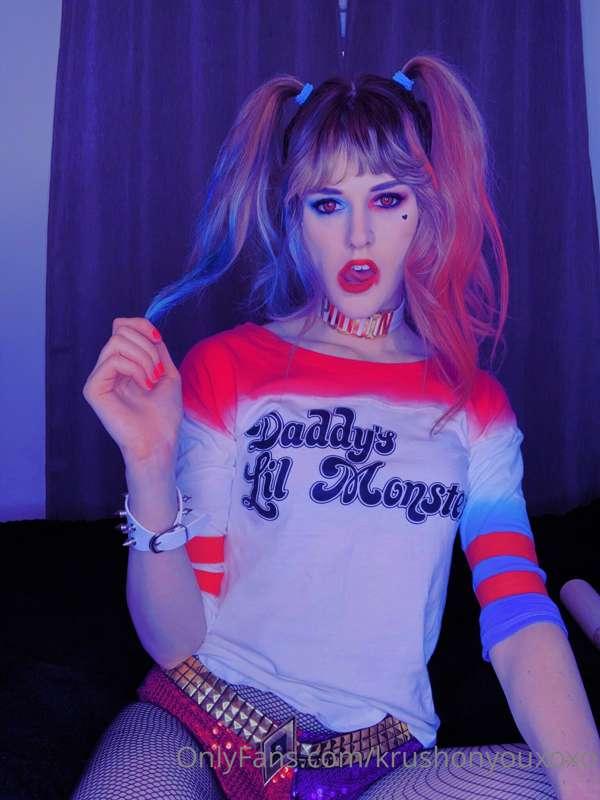 Harlequin Cosplay ‼️ This lil’ Monster is ready to bat Daddy..