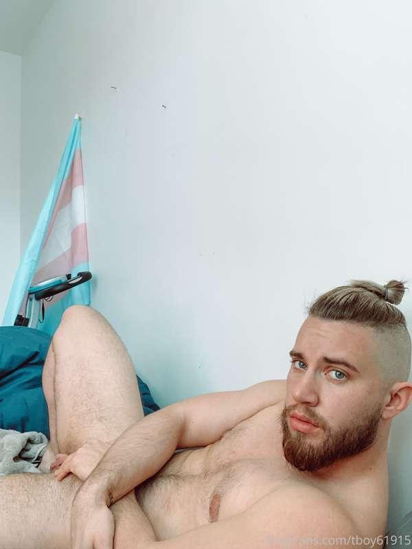 I prefer a sucking motion when someone’s giving me oral 💦