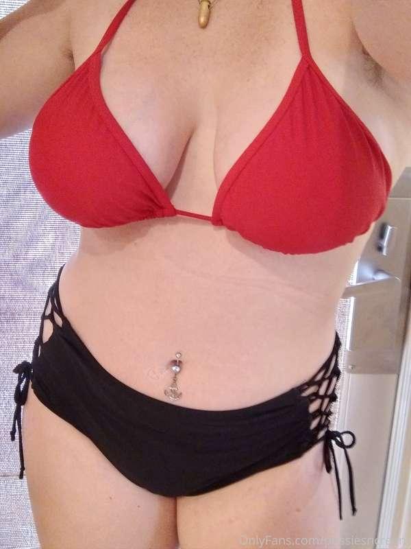 When i say these tits cant be contained i mean when i swam t..