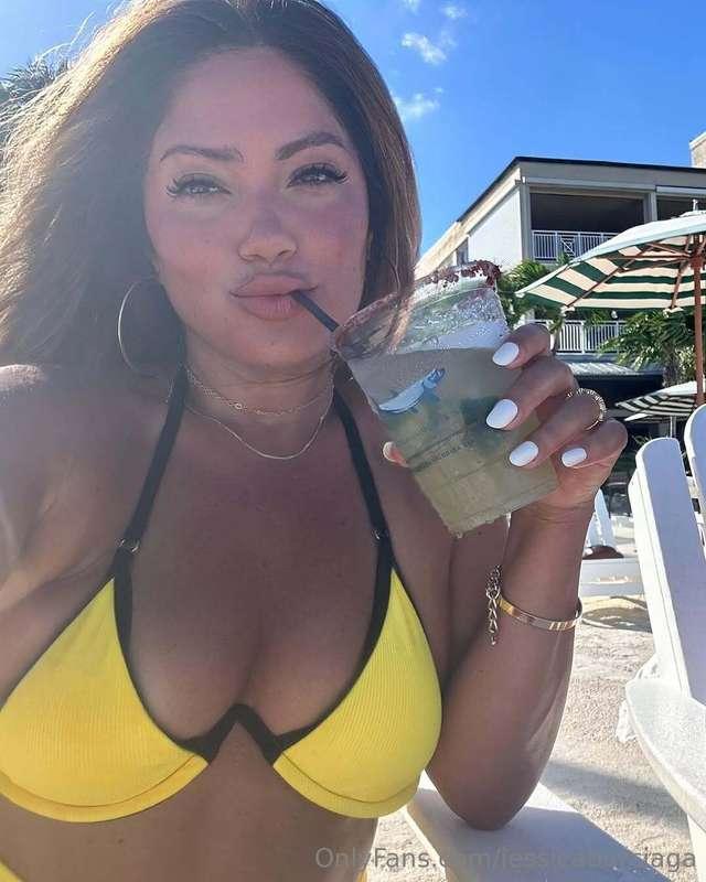 Cheers to good times and tan lines. What’s your favorite kin..