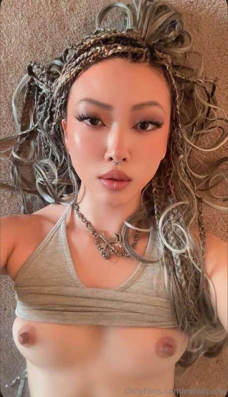 Home alone and sooo horny Daddy🔥