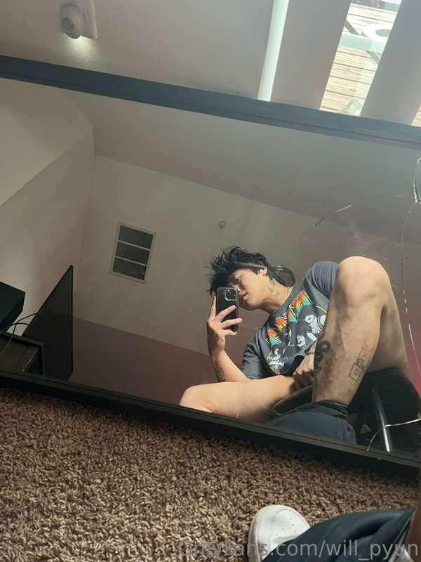 Who wants touch me? 😈🥵