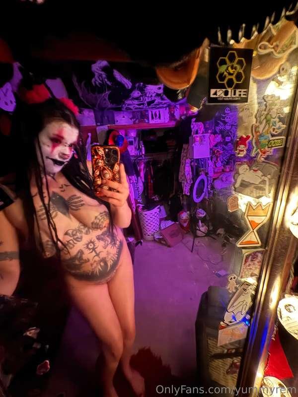 I got some cute lil vids to go thru n post as well:) jus gim..