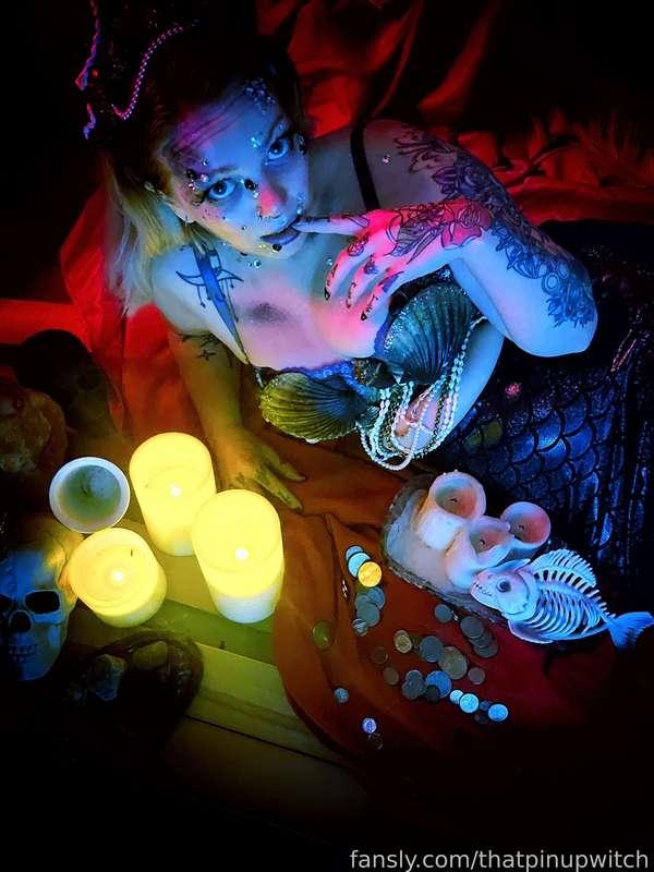 thatpinupwitch image #6