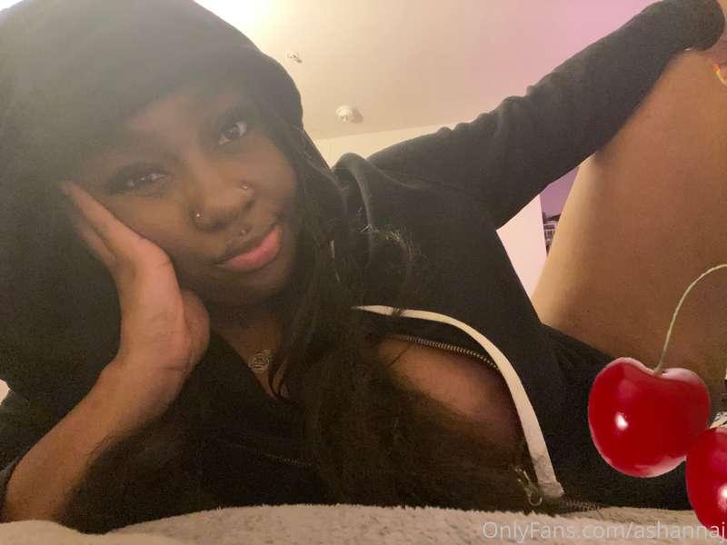 late night. 💝