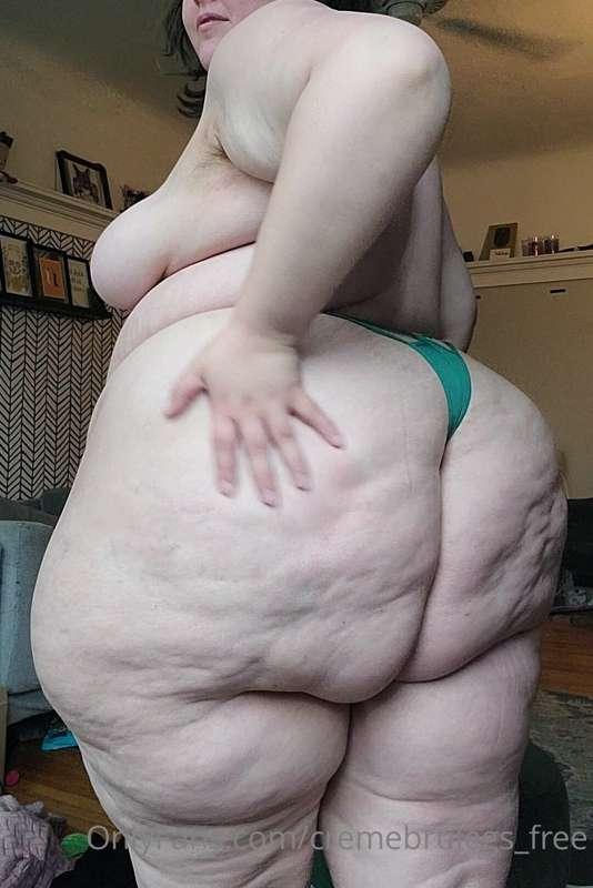 Would you be able to wait until my pants were off to give th..