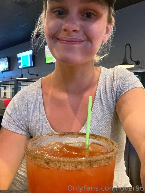 💕 Happy Friday! Cheers 🍻🍻💕 ❤️Kc