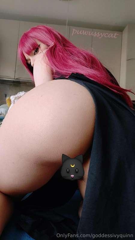 uwu my butt i am the @puwussycat