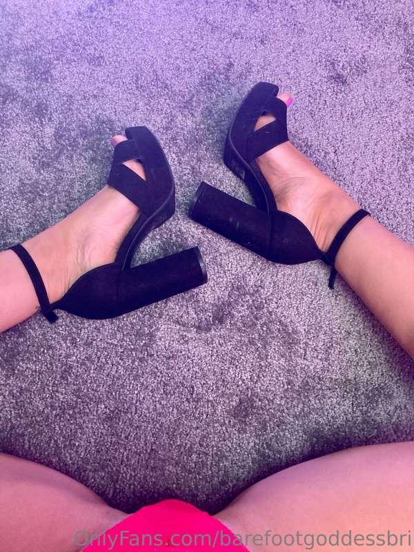 Another high heel appreciation post 😏 These are one of my fa..