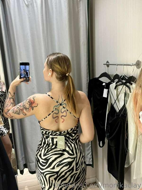 My hottest fantasy is to have sex in the dressing room 😈 I t..