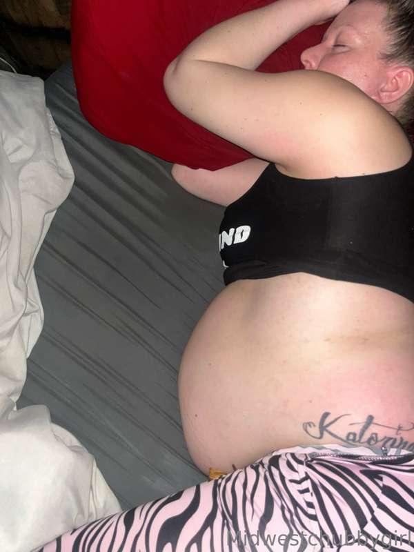 midwestchubbygirl image #0