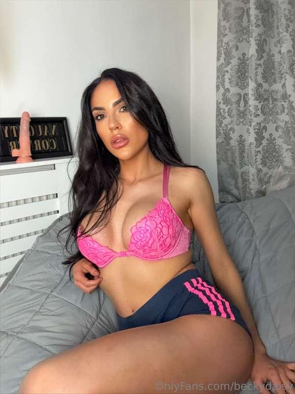 Pink to make you wink 😜 tip me when you spot it 🫣