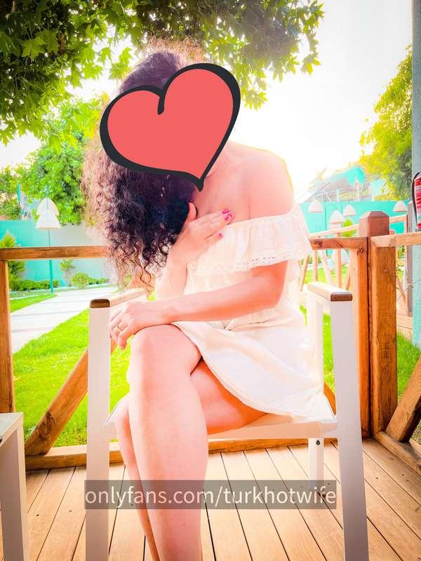 turkhotwife image #4