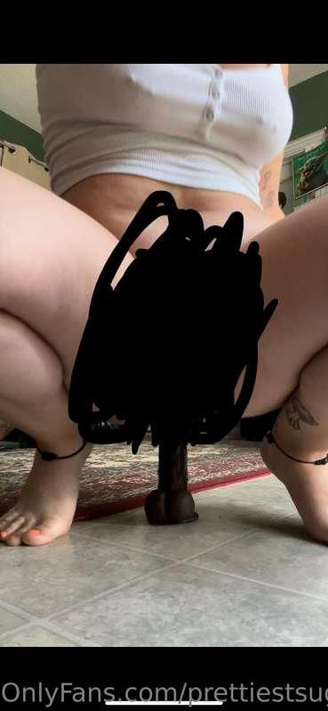 I have this vid of me wit a 10inch, who wants it for 150 tod..